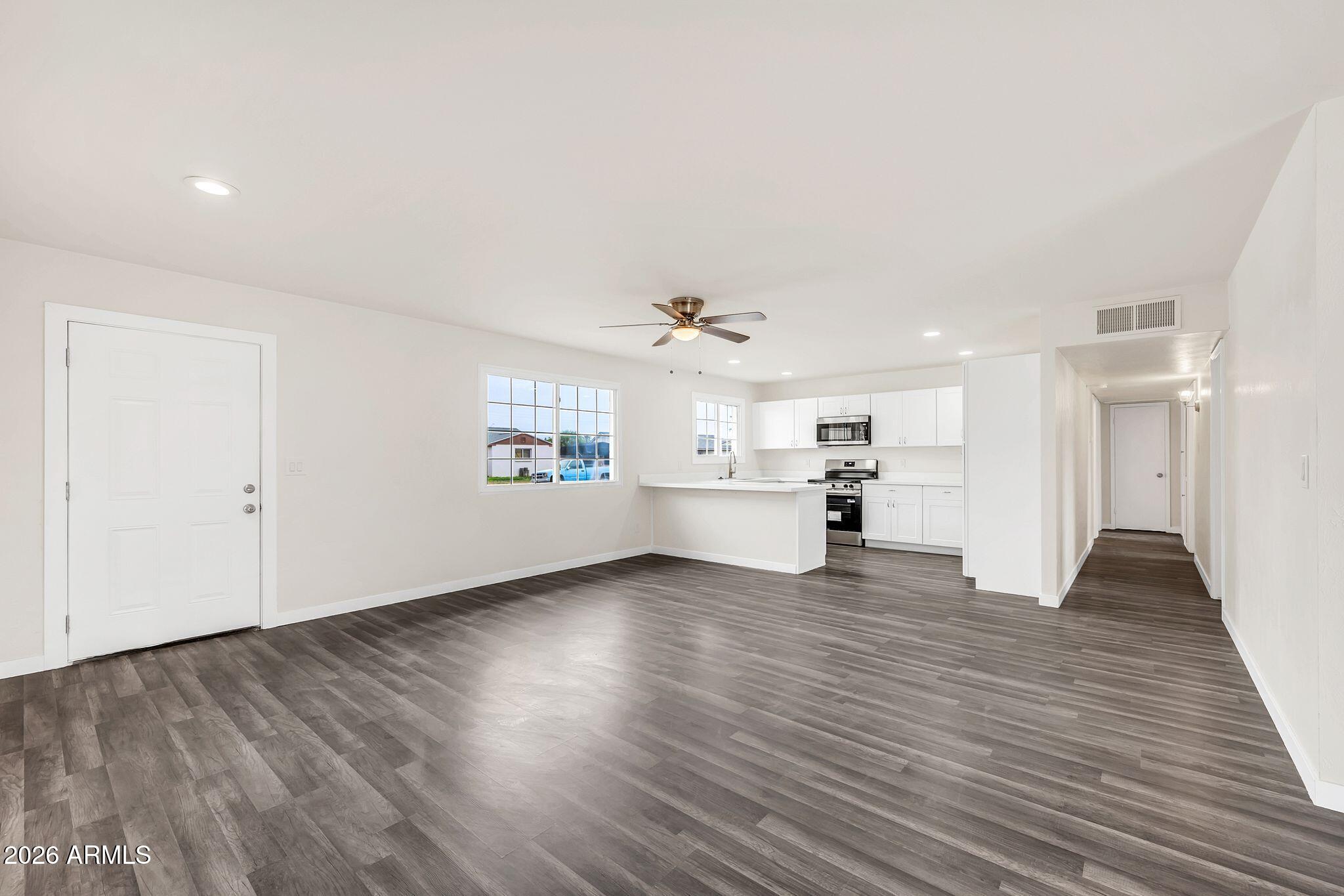 7742 W FAIRMOUNT Avenue