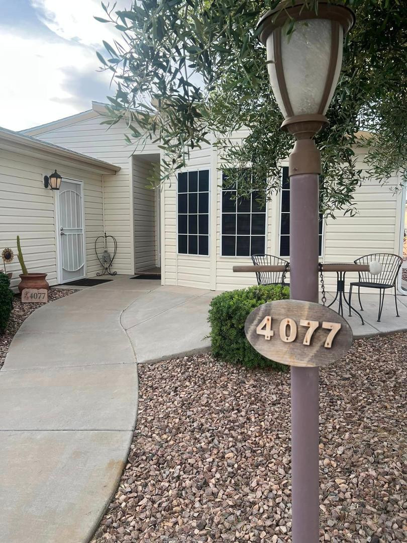 3301 S Goldfield Road 4077
