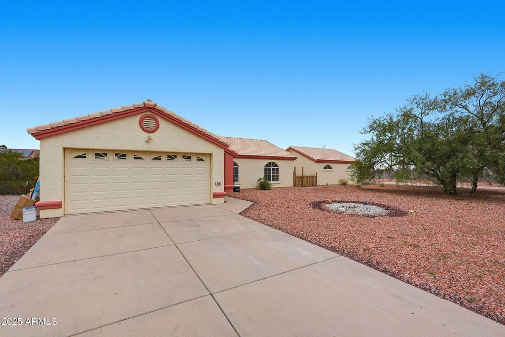 Photo of 9561 W Hartigan Lane, Arizona City, AZ 85123 (MLS # 6948898)