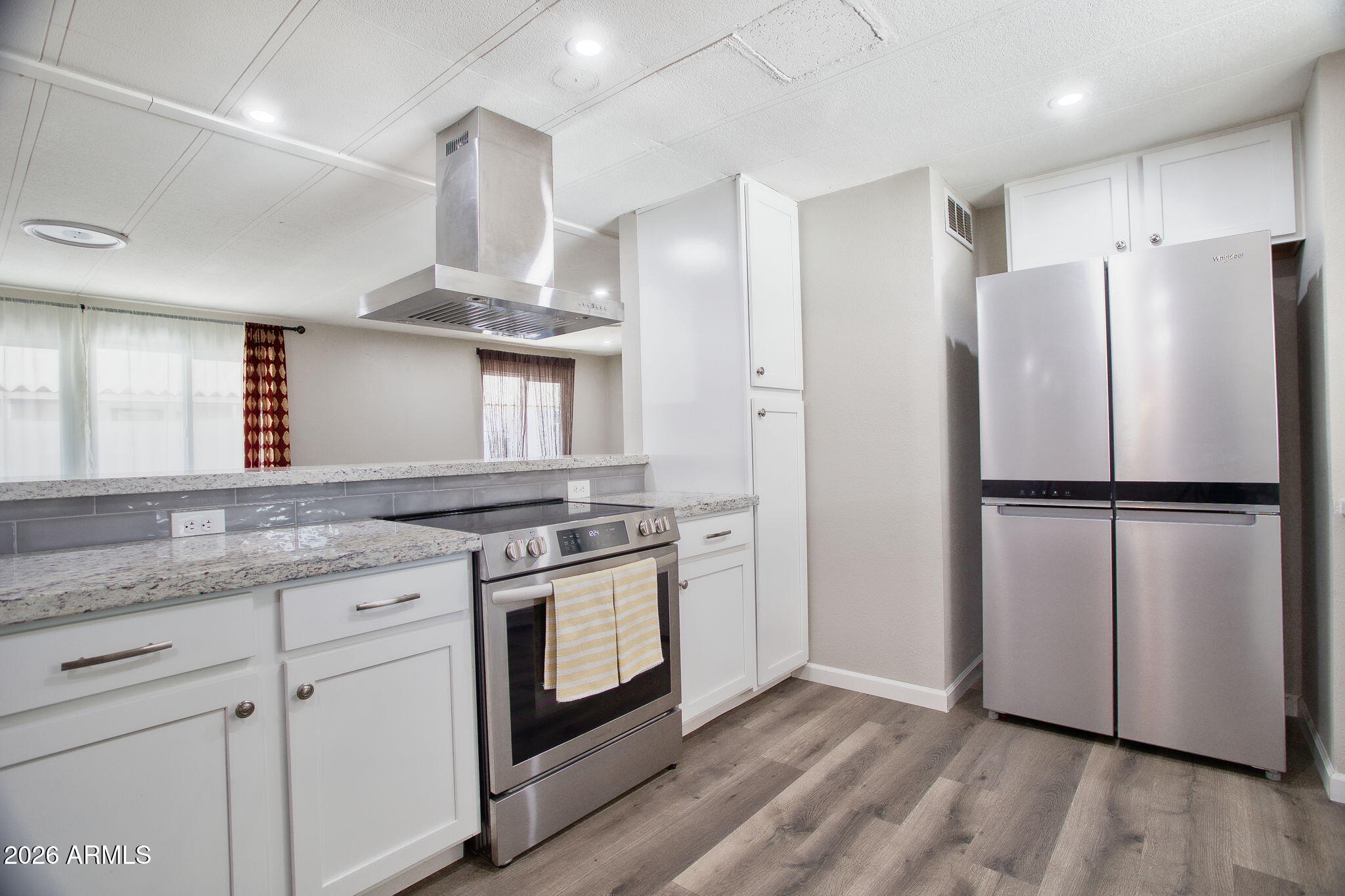 2609 W Southern Avenue 182