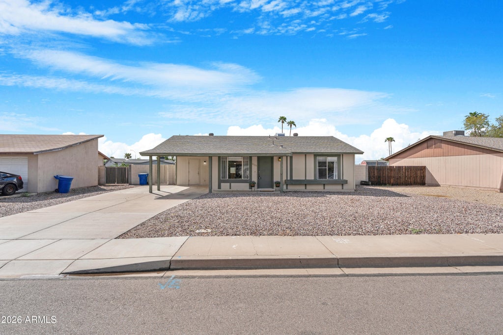 Photo of 2113 W Western Drive, Chandler, AZ 85224 (MLS # 7087880)