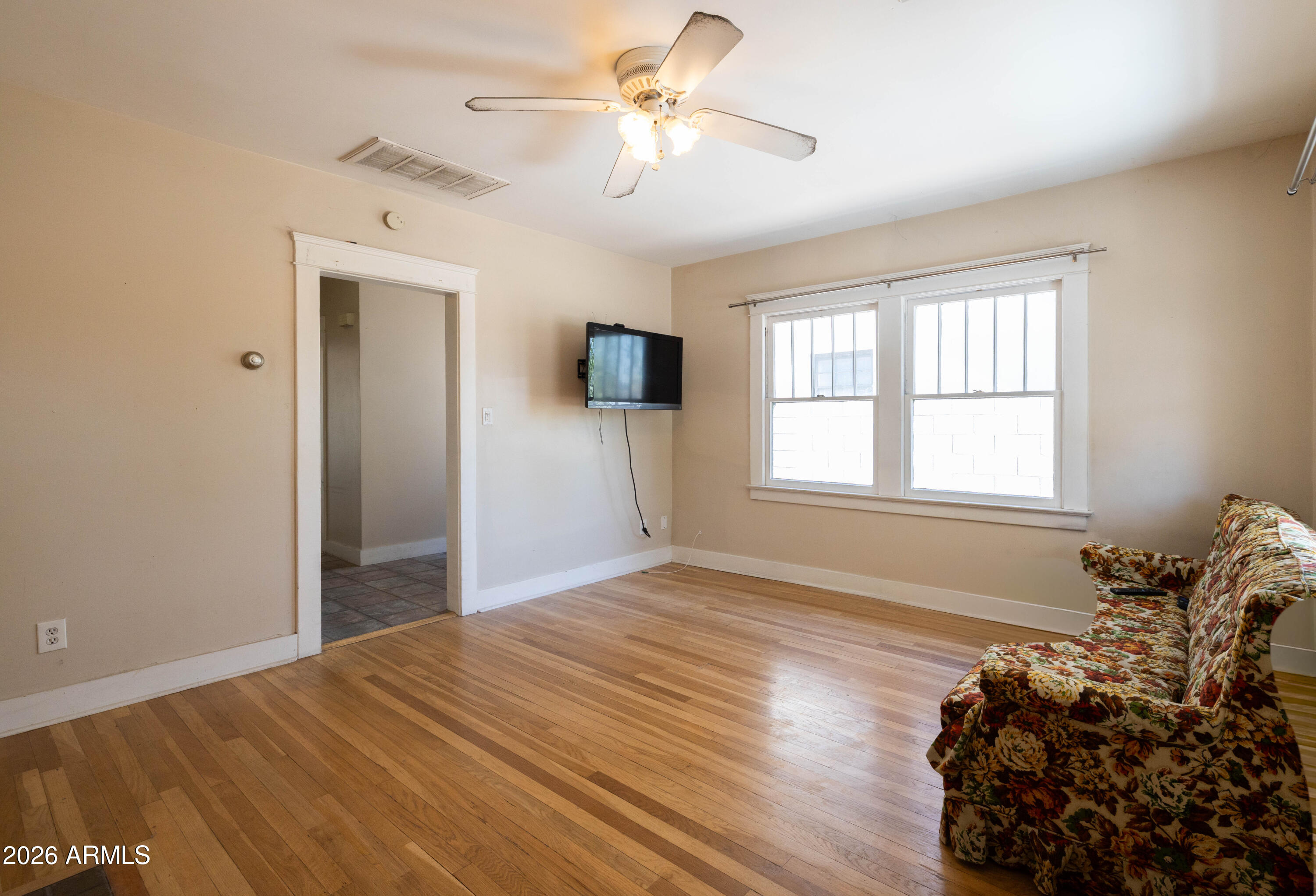 PALM GARDENS - Residential Income