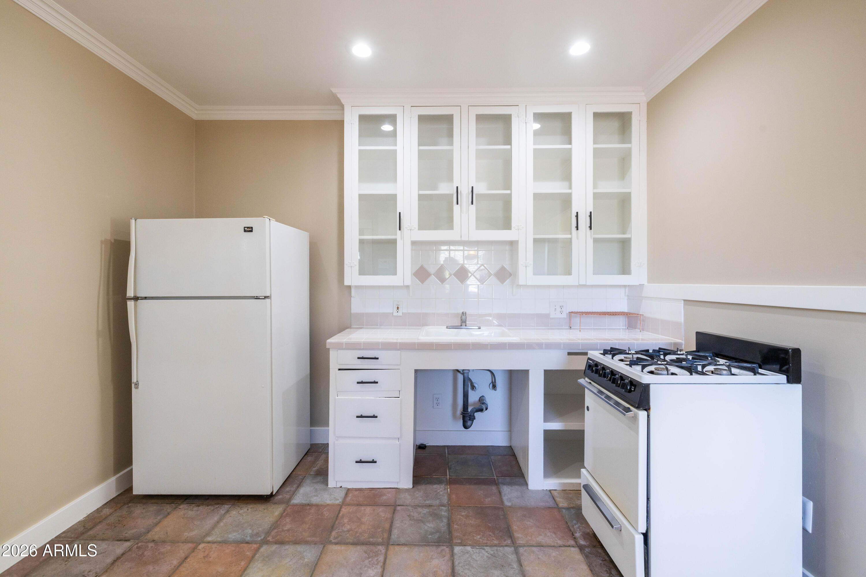 PALM GARDENS - Residential Income