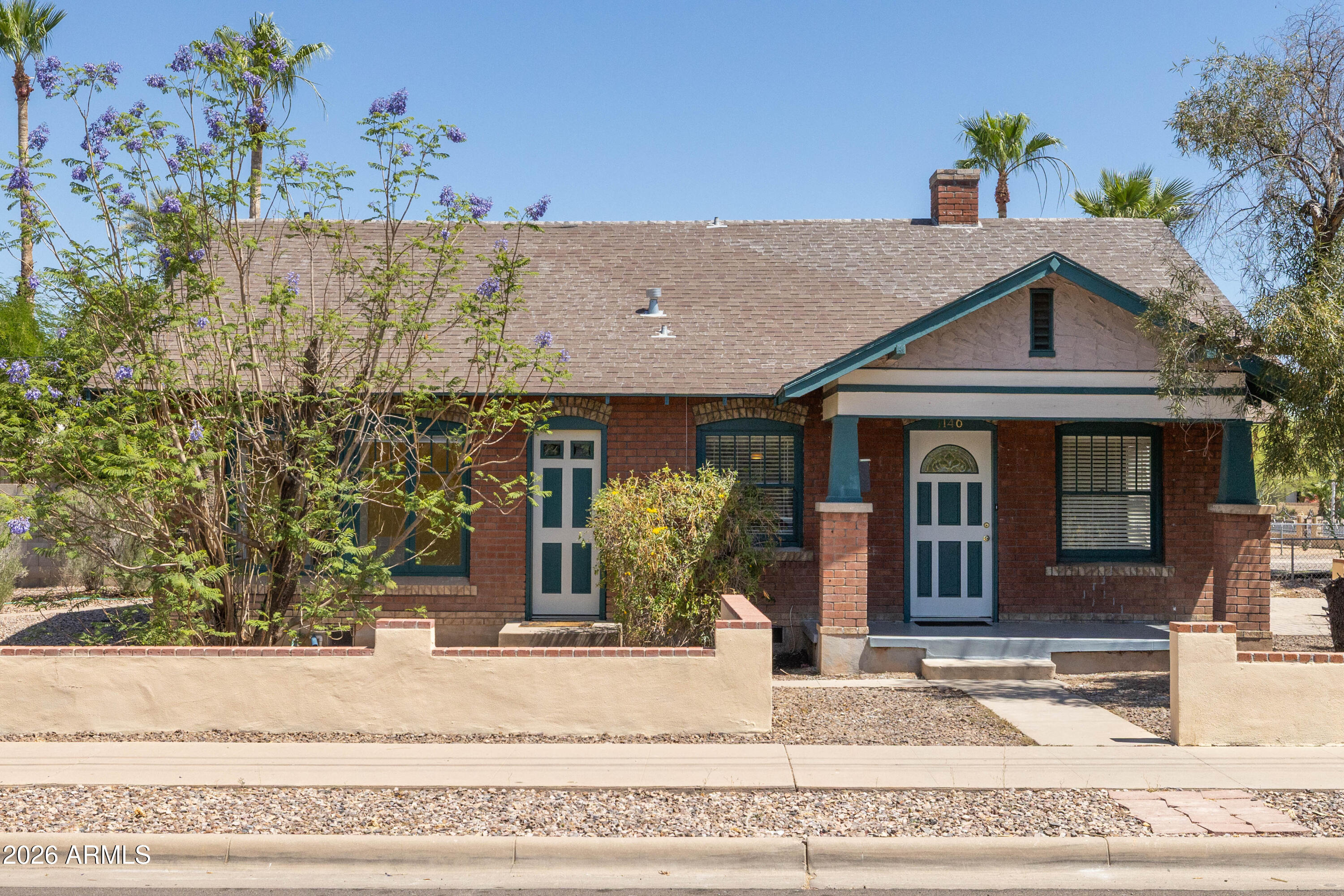 PALM GARDENS - Residential Income