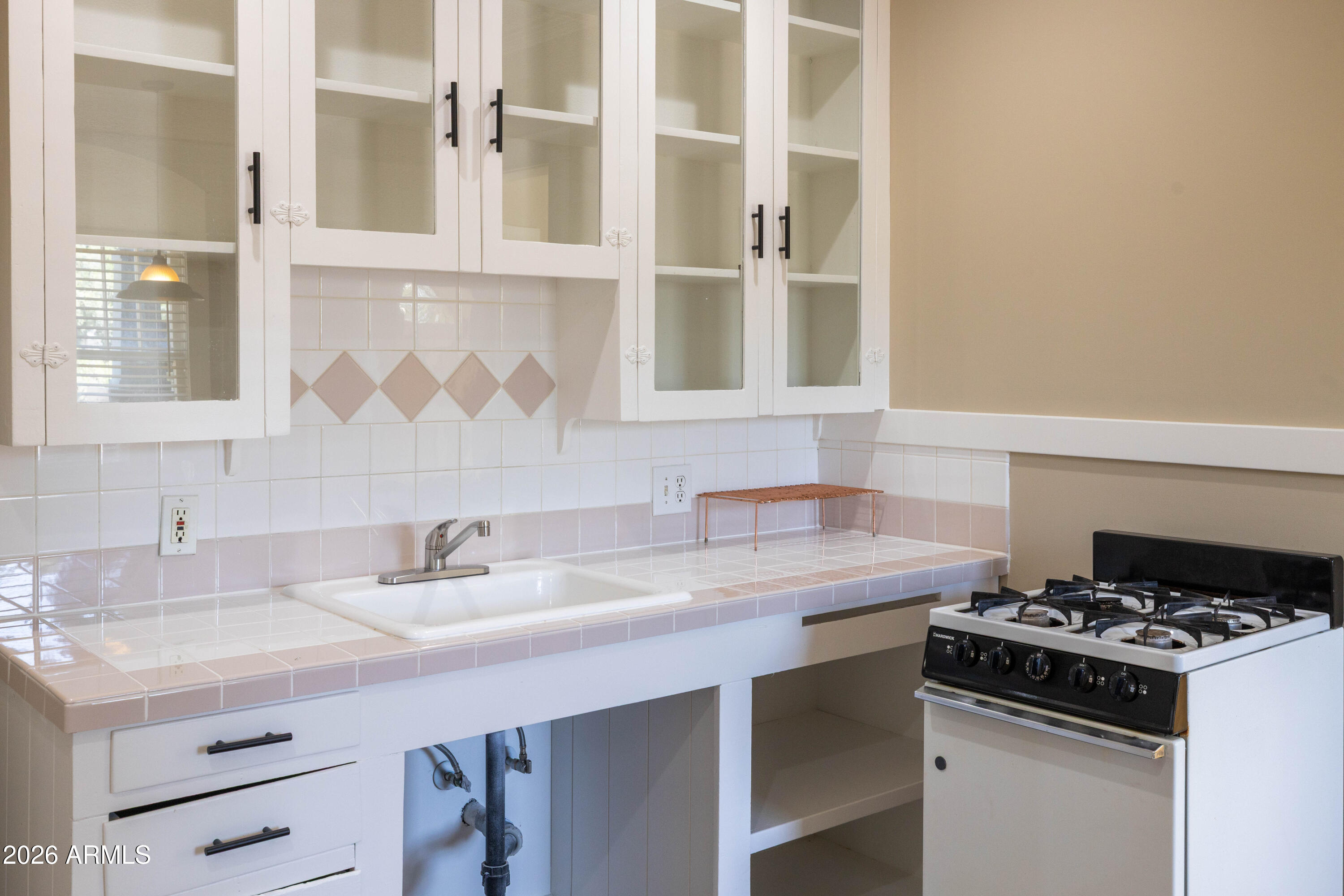 PALM GARDENS - Residential Income