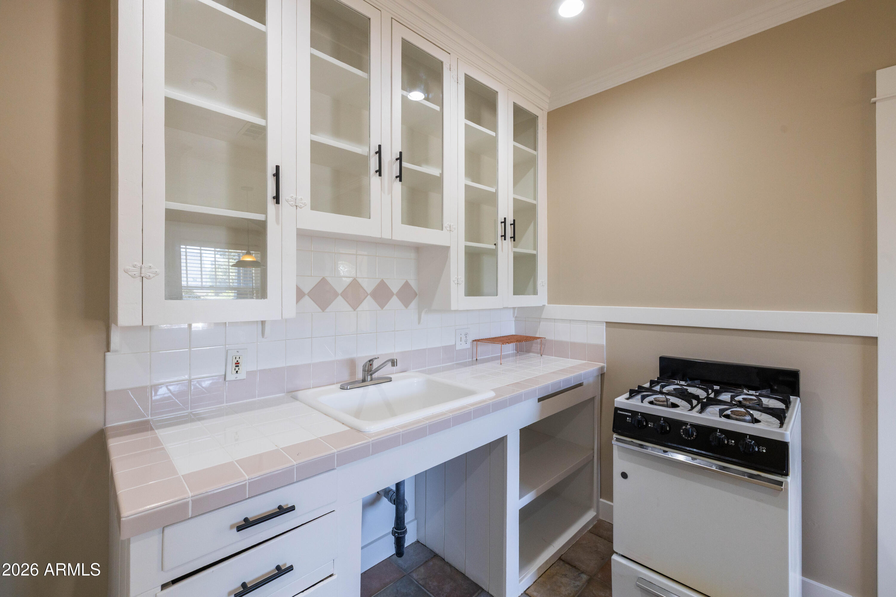 PALM GARDENS - Residential Income