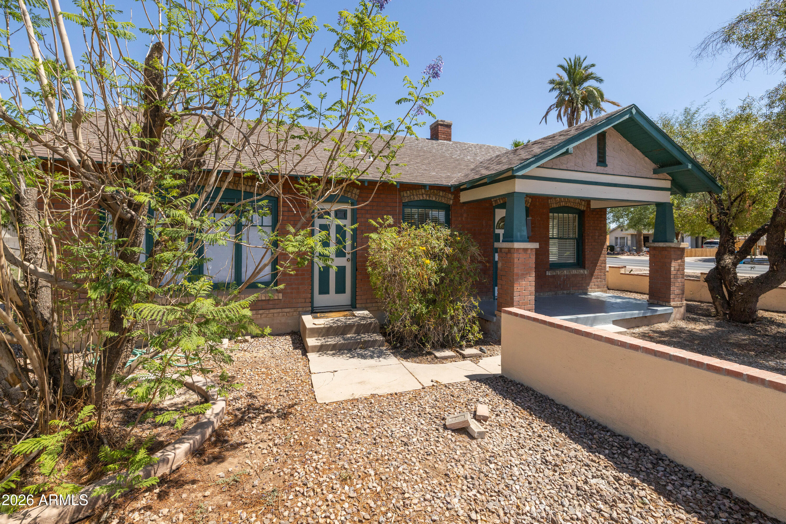 PALM GARDENS - Residential Income