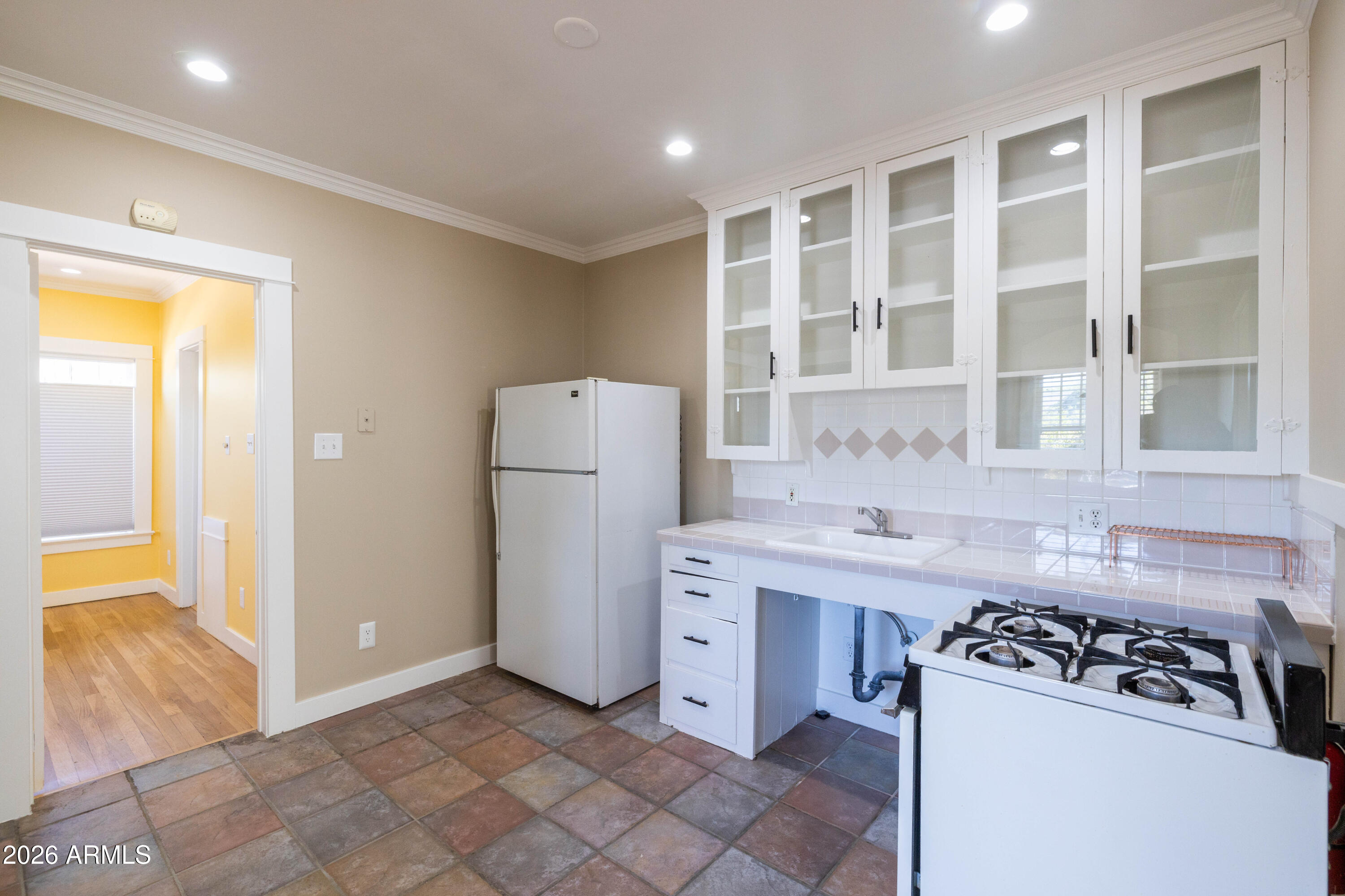 PALM GARDENS - Residential Income