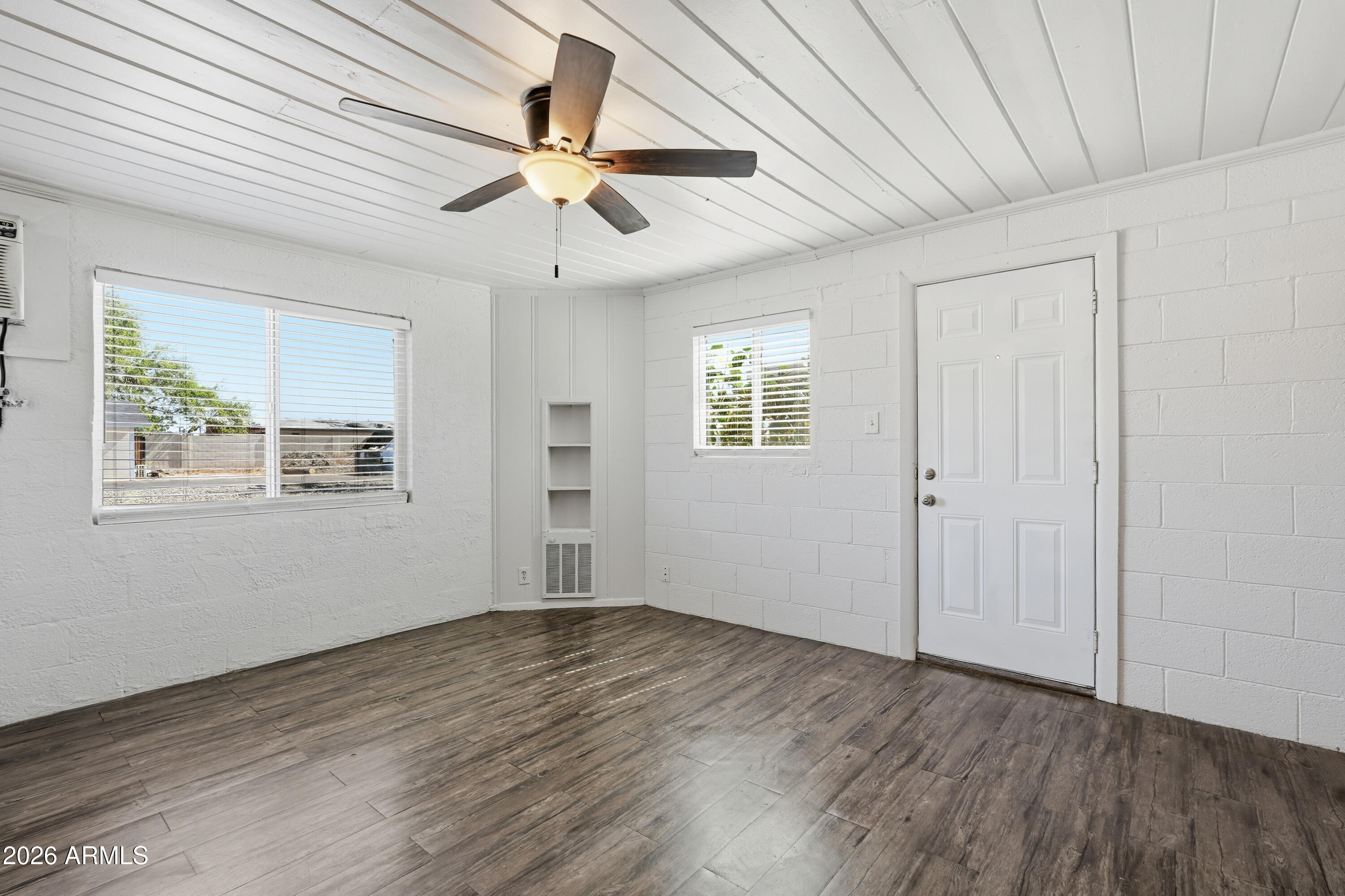 623 S Country Club Drive 11