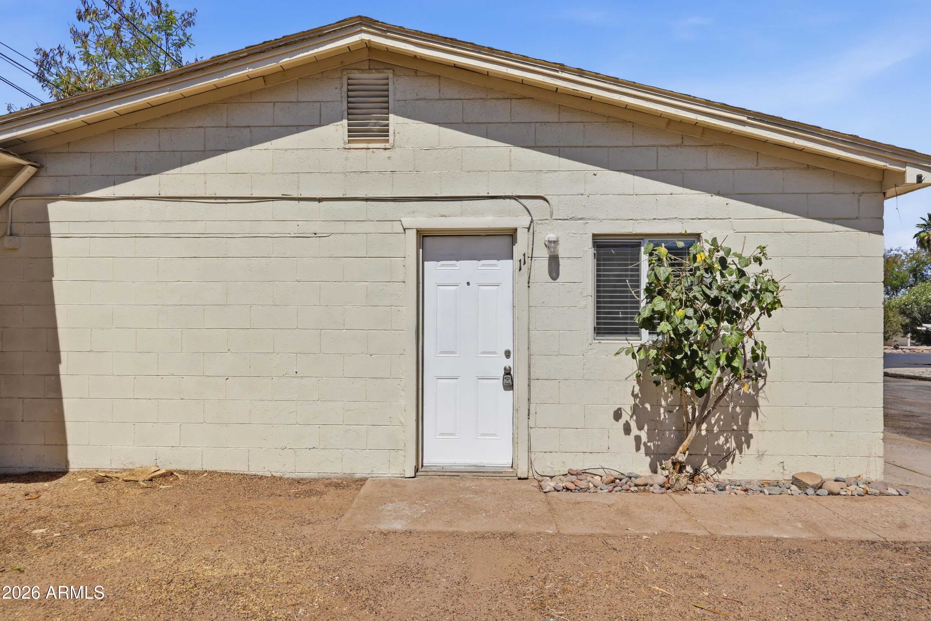 623 S Country Club Drive 11