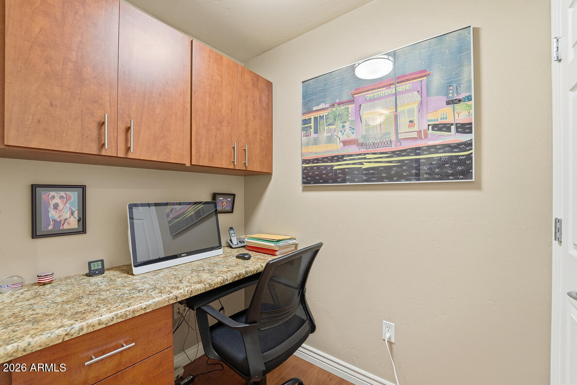 5450 E DEER VALLEY Drive 2225