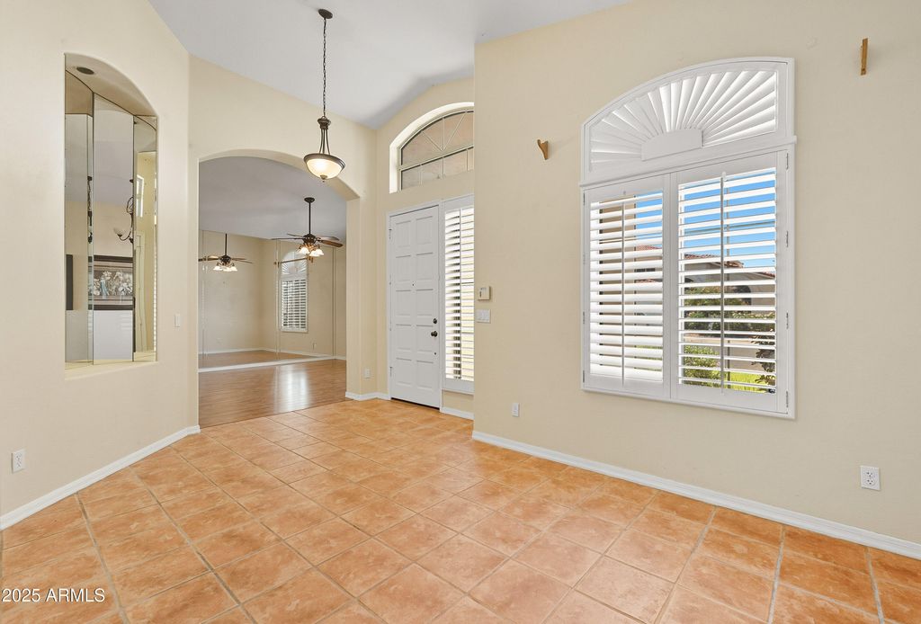 Photo of 12327 N 57th Drive, Glendale, AZ 85304 (MLS # 6918756)