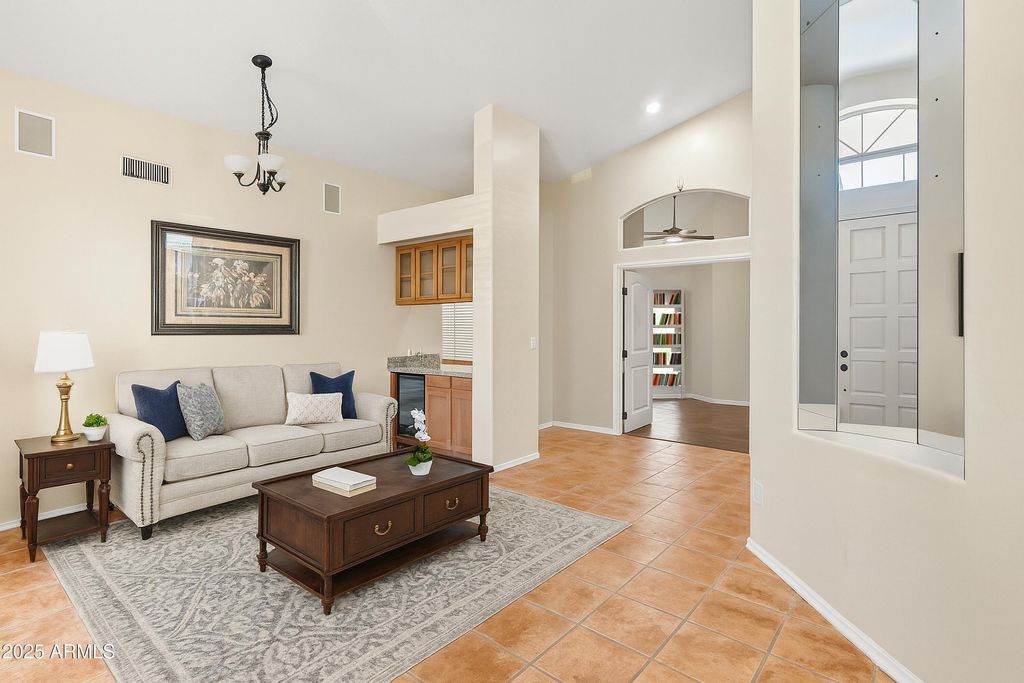 Photo of 12327 N 57th Drive, Glendale, AZ 85304 (MLS # 6918756)