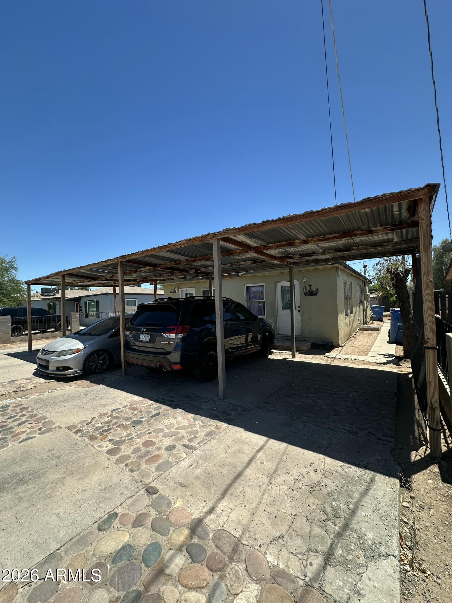 2509 E WILLETTA Street