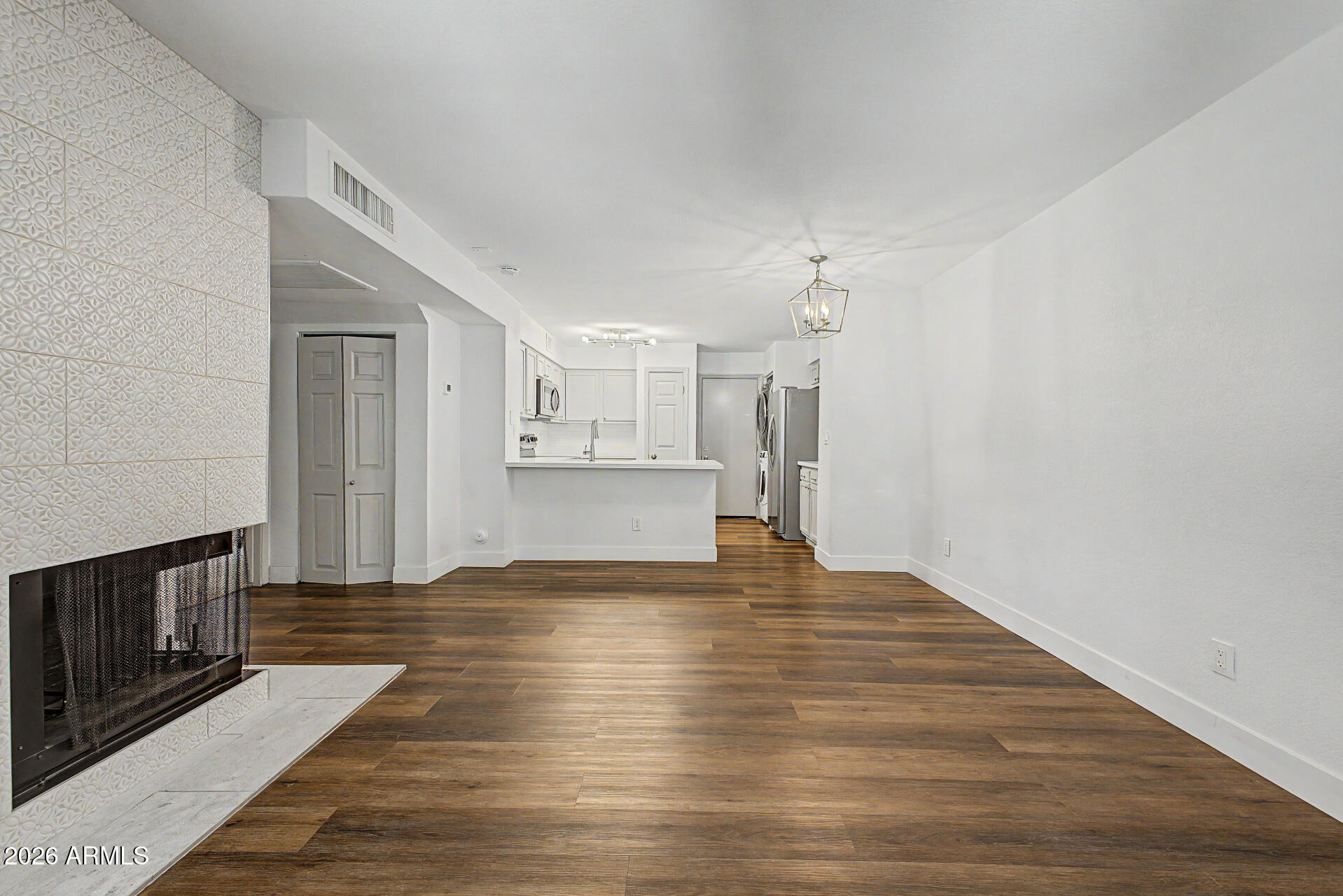2333 E SOUTHERN Avenue 1043