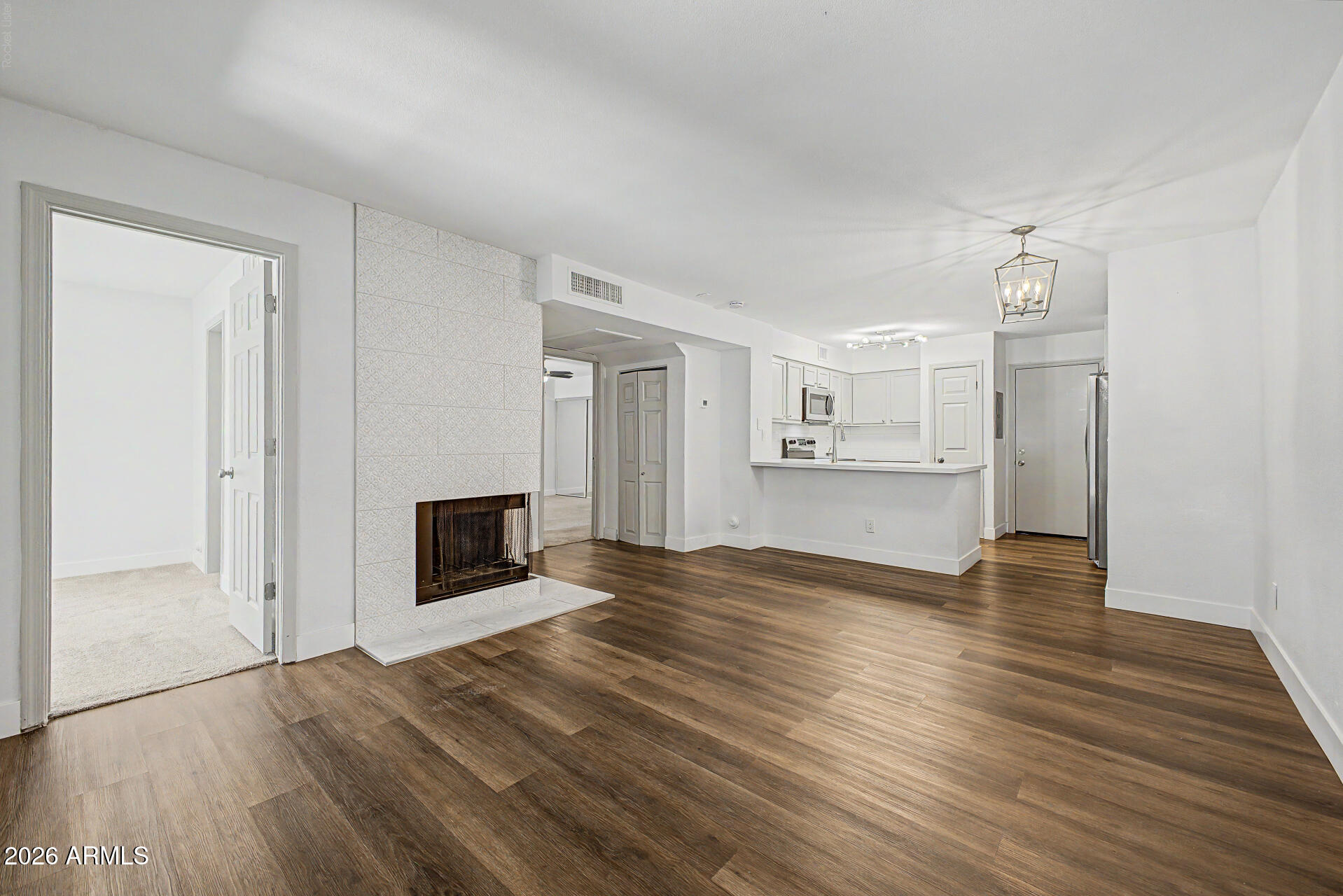 2333 E SOUTHERN Avenue 1043