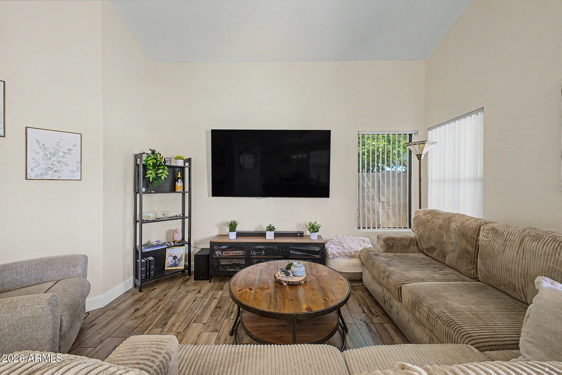 4725 E BROWN Road 70