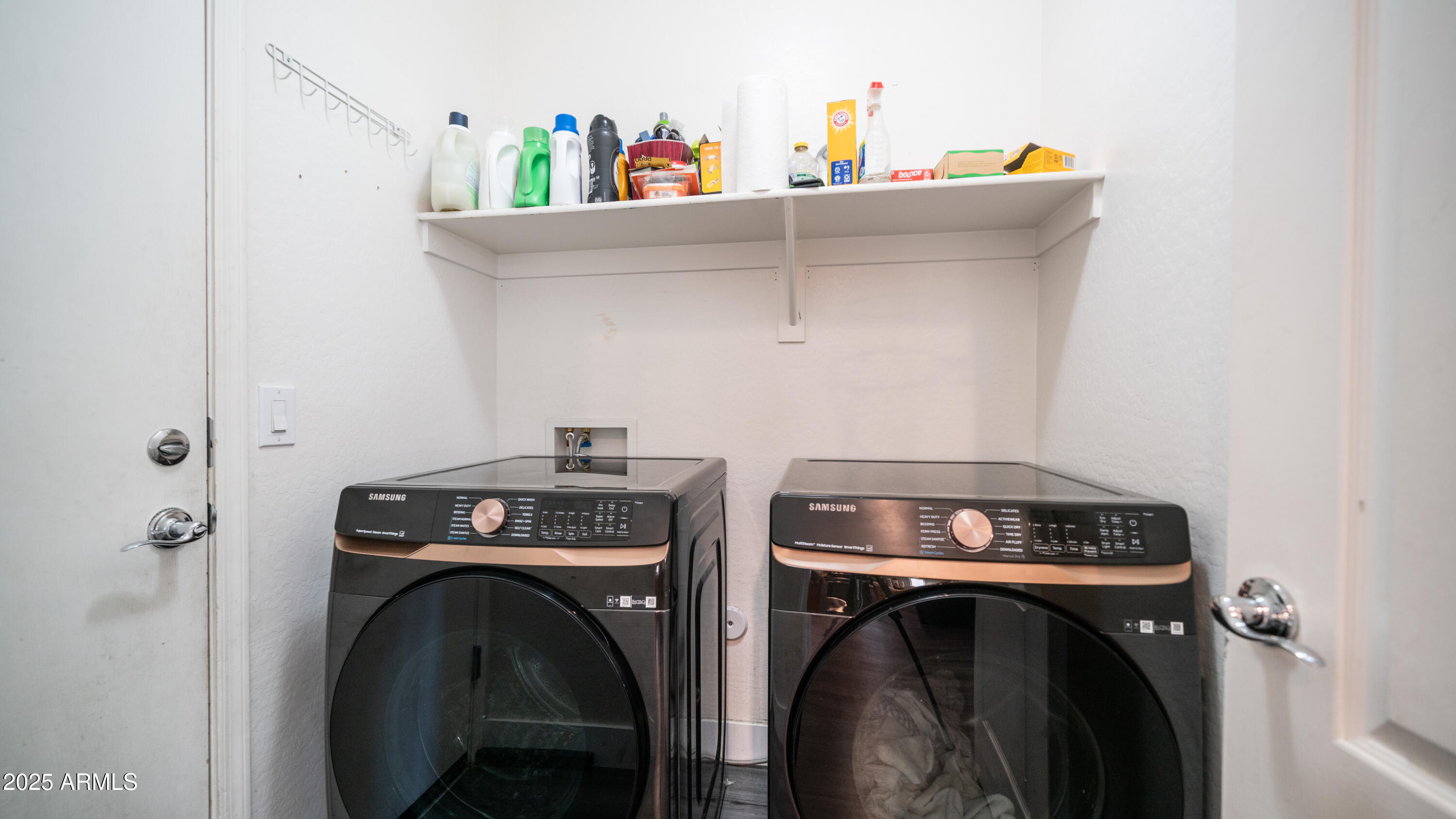 23614 W CHICKASAW Street