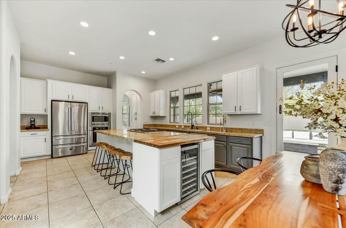 9433 E Trailside View