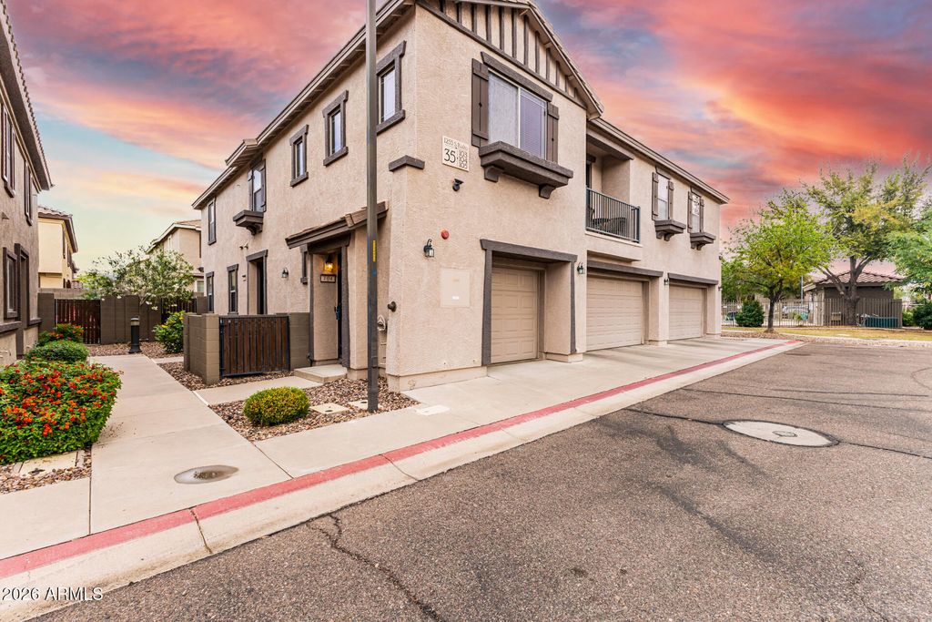 Photo of 1255 S Rialto #104, Mesa, AZ 85209 (MLS # 6998124)