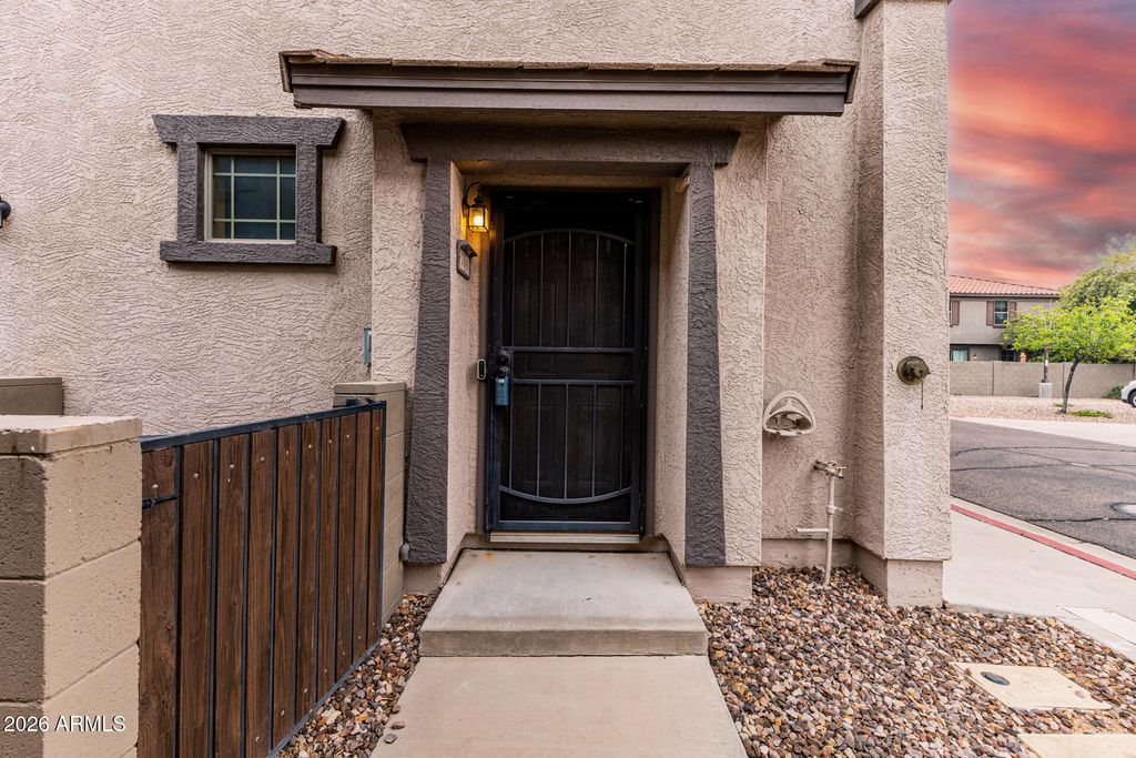 Photo of 1255 S Rialto #104, Mesa, AZ 85209 (MLS # 6998124)