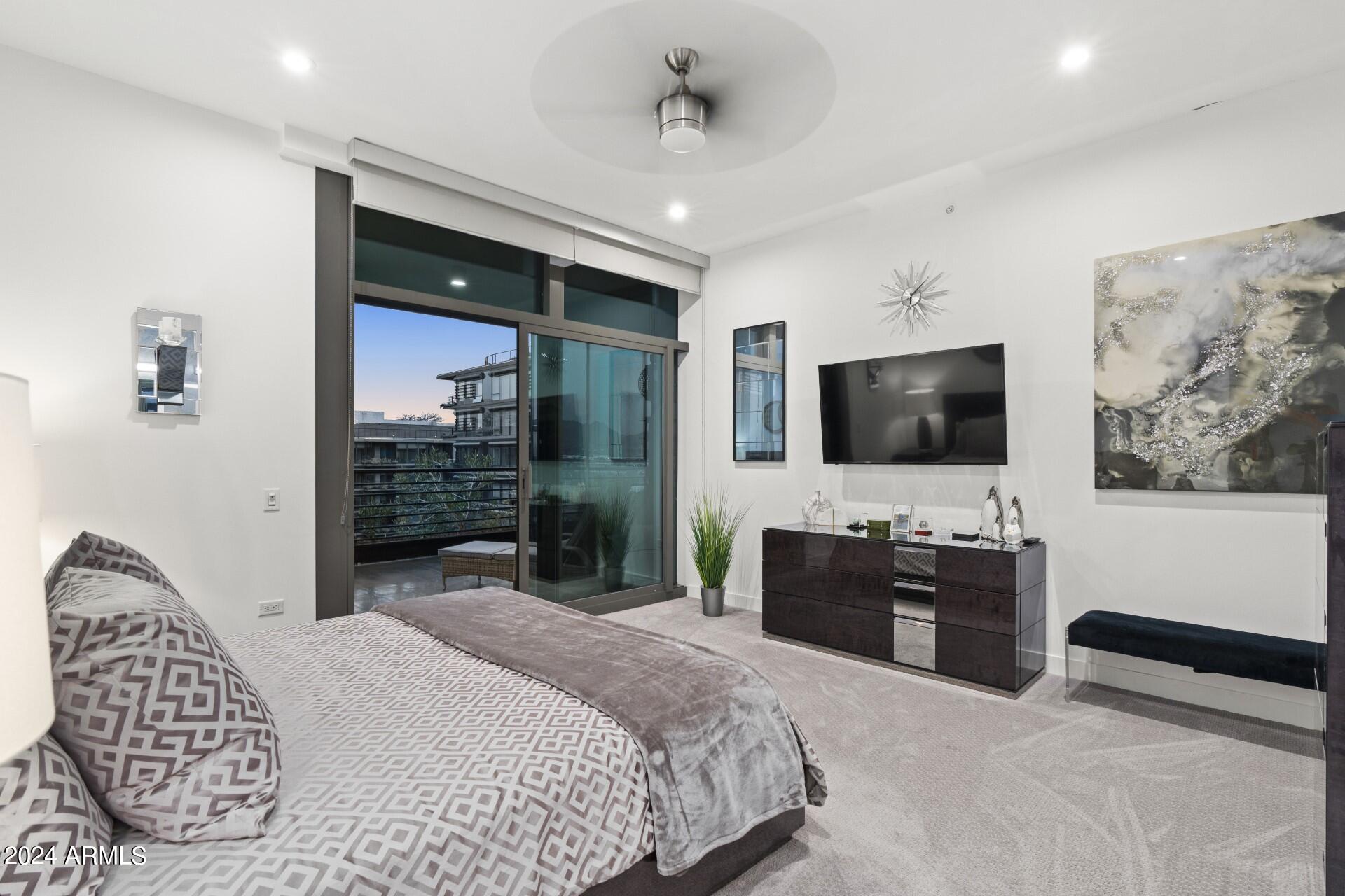 OPTIMA KIERLAND CENTER 7120 CONDOMINIUM 2ND AMD - Residential
