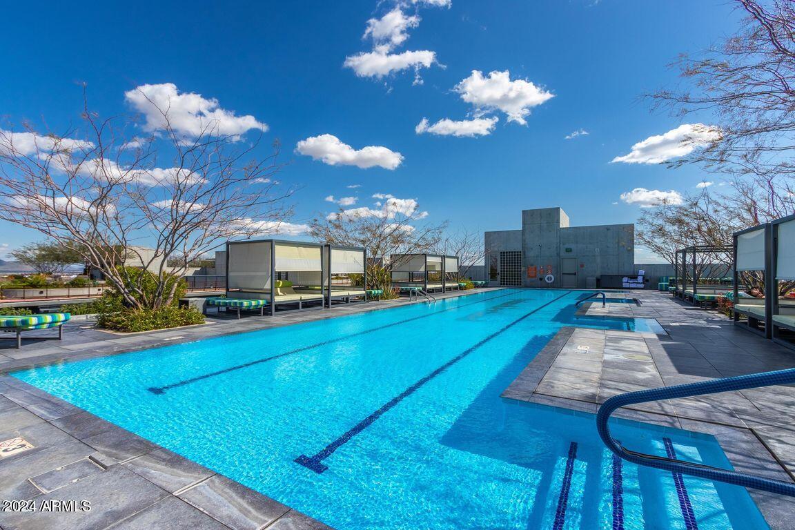 OPTIMA KIERLAND CENTER 7120 CONDOMINIUM 2ND AMD - Residential