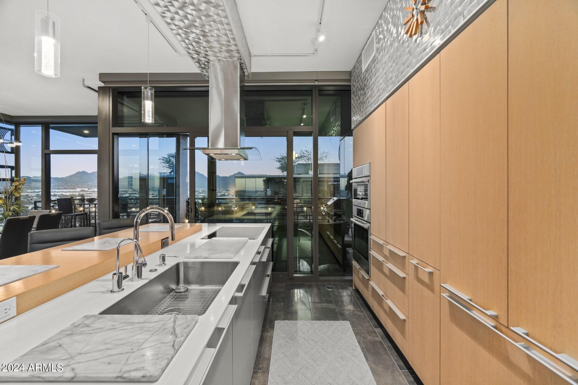 OPTIMA KIERLAND CENTER 7120 CONDOMINIUM 2ND AMD - Residential