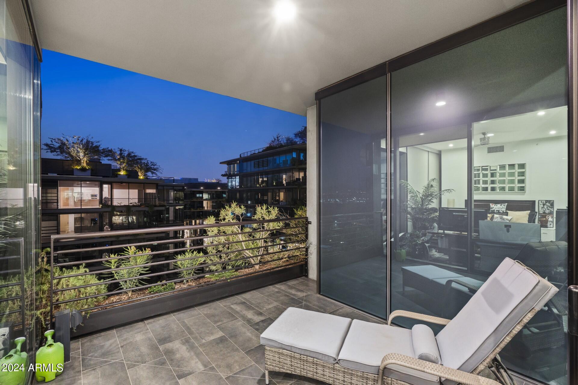 OPTIMA KIERLAND CENTER 7120 CONDOMINIUM 2ND AMD - Residential