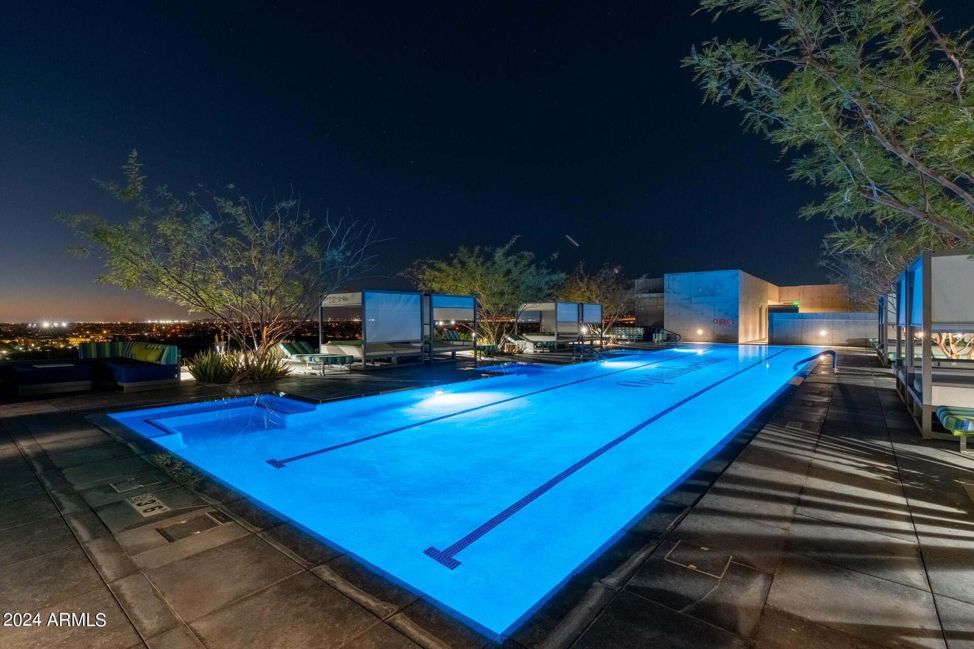 OPTIMA KIERLAND CENTER 7120 CONDOMINIUM 2ND AMD - Residential