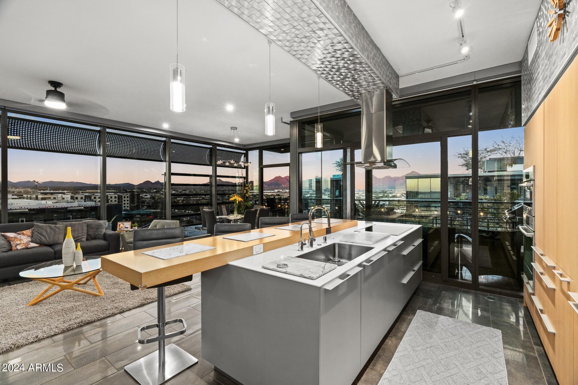OPTIMA KIERLAND CENTER 7120 CONDOMINIUM 2ND AMD - Residential