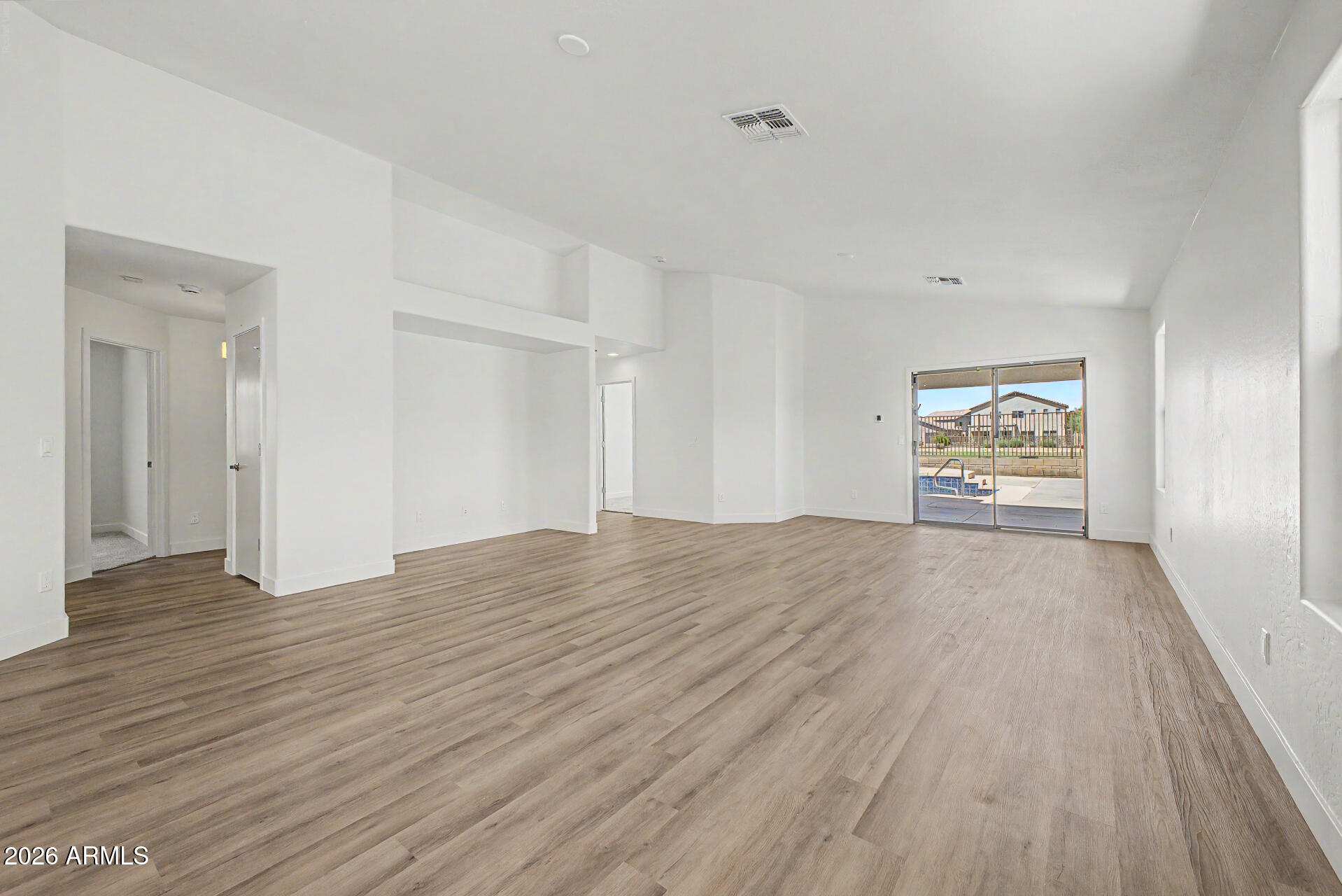 4336 W ALTA VISTA Road