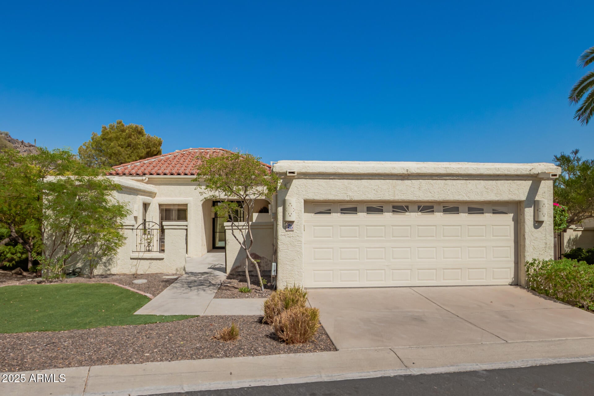 3800 E LINCOLN Drive 50