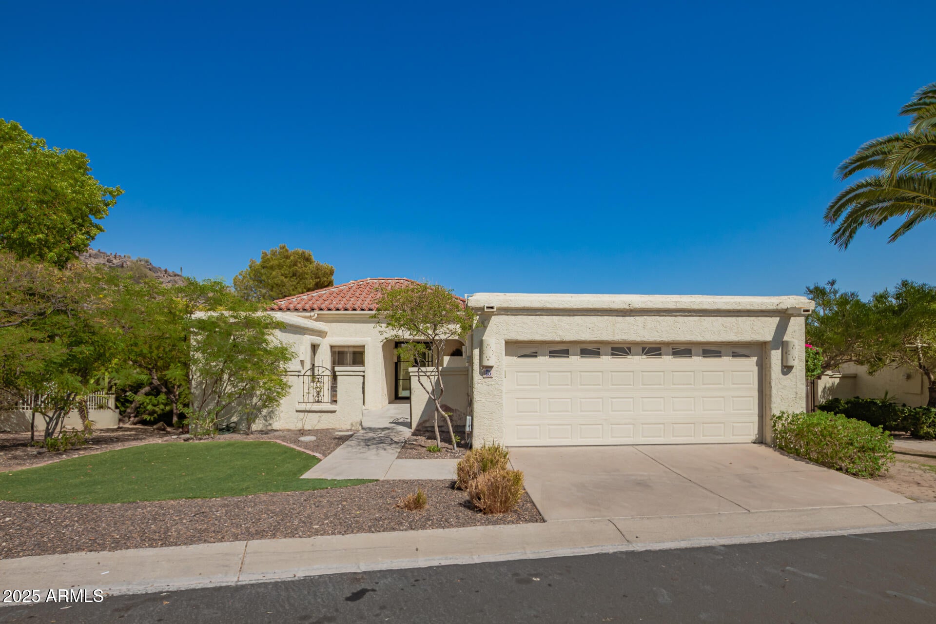 3800 E LINCOLN Drive 50