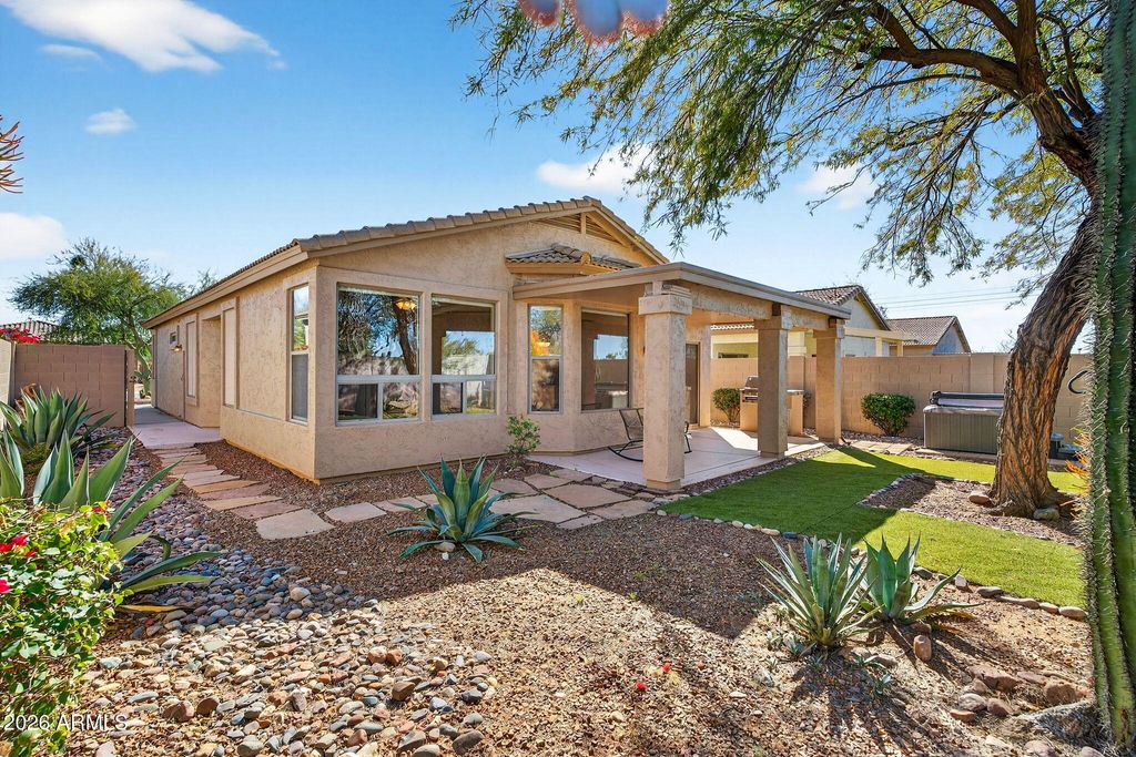 Photo of 6674 E San Cristobal Way, Gold Canyon, AZ 85118 (MLS # 6979291)