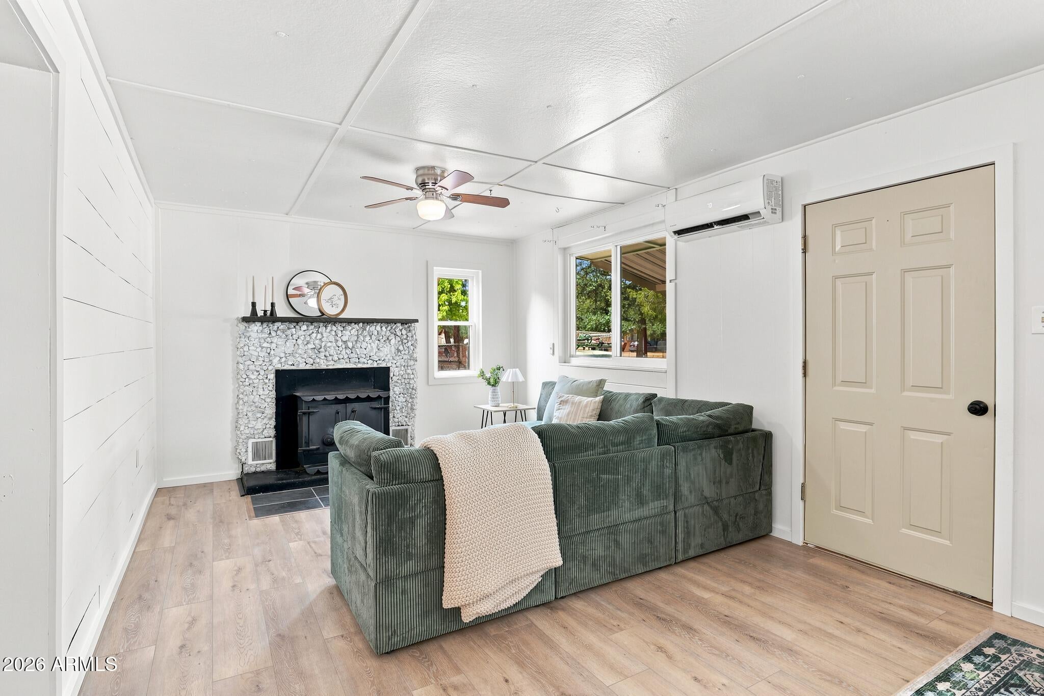 Properties 209 S COLCORD Road