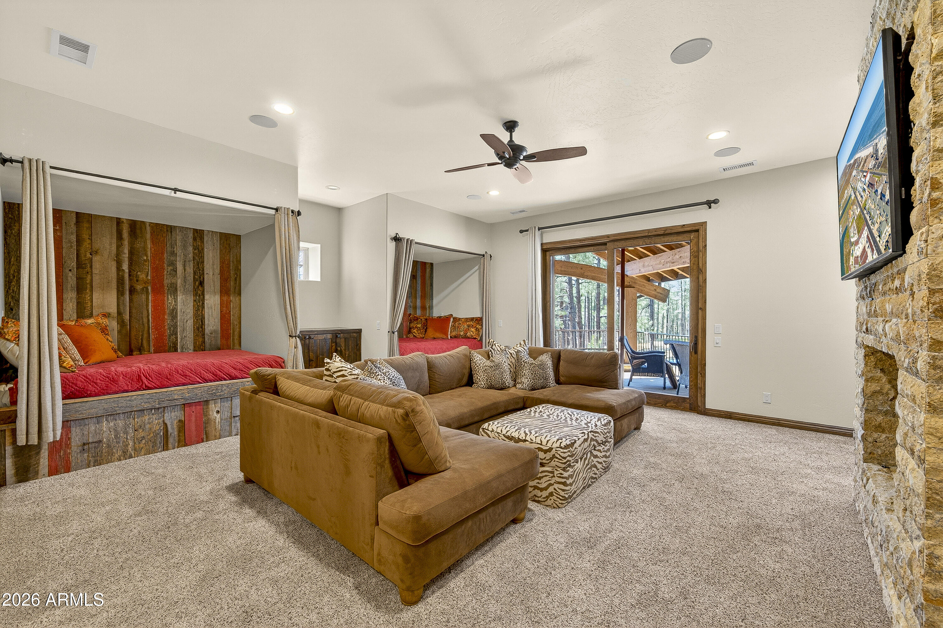 FOREST HIGHLANDS - Residential