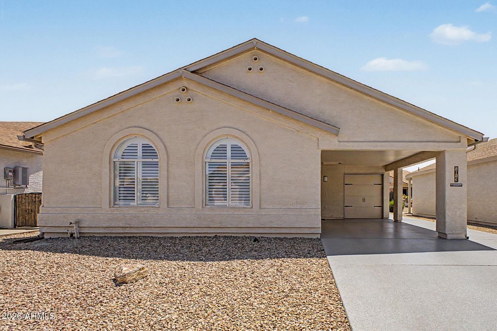 Photo of 1813 E Buena Vista Drive, Chandler, AZ 85249 (MLS # 7017061)