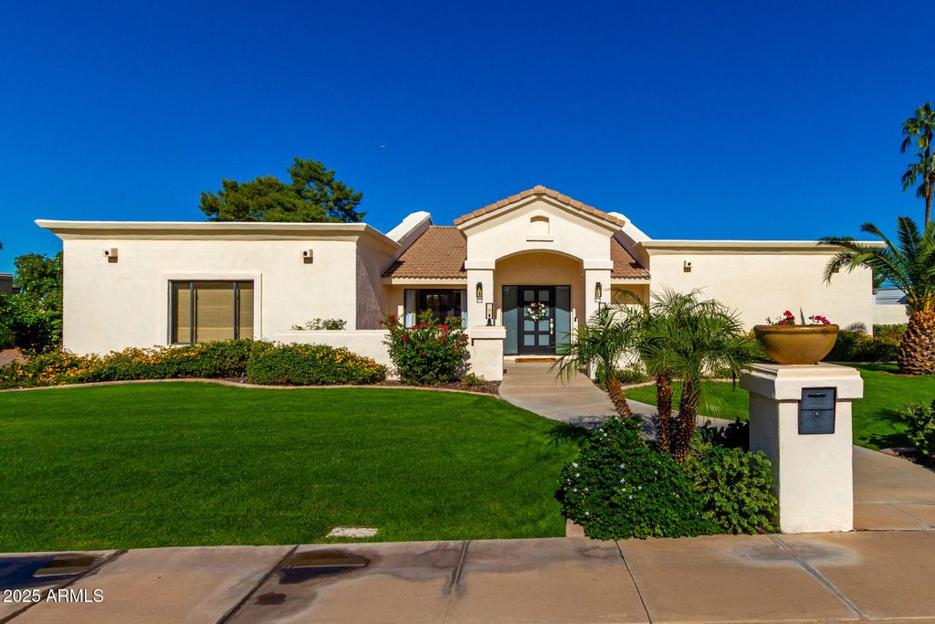 Photo of 11037 N 50th Street, Scottsdale, AZ 85254 (MLS # 6943574)