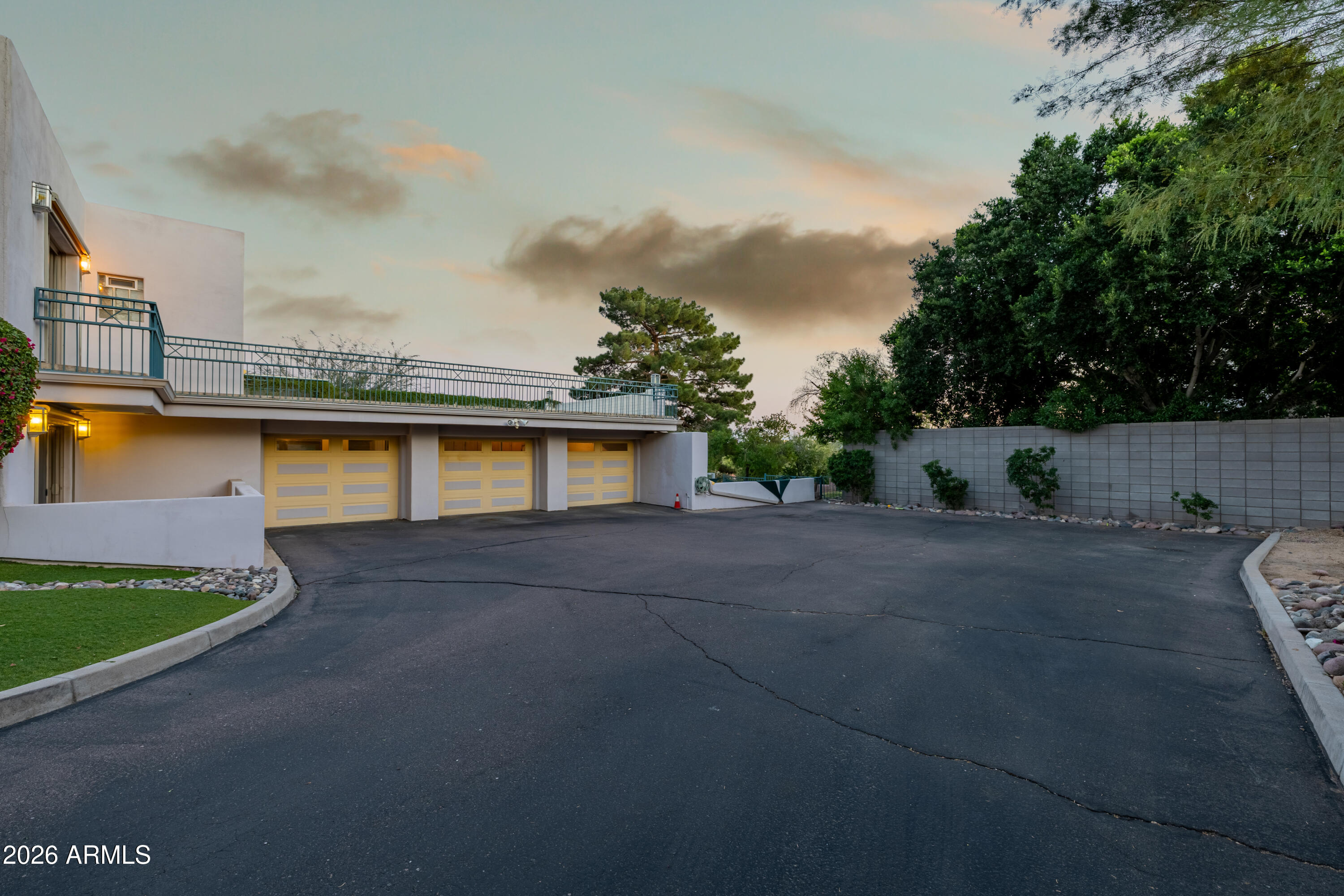 SHERWOOD MANOR - Residential