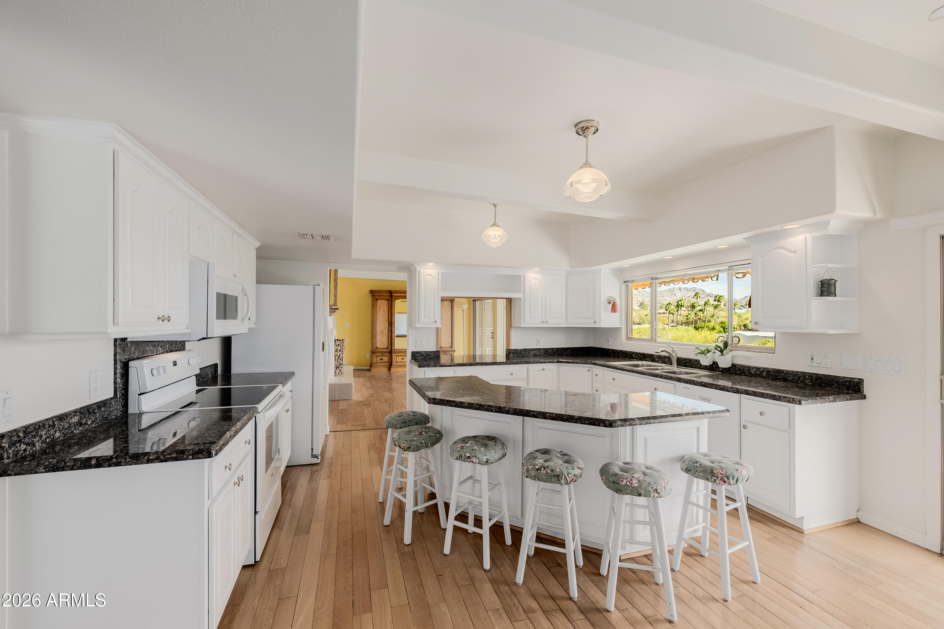 SHERWOOD MANOR - Residential