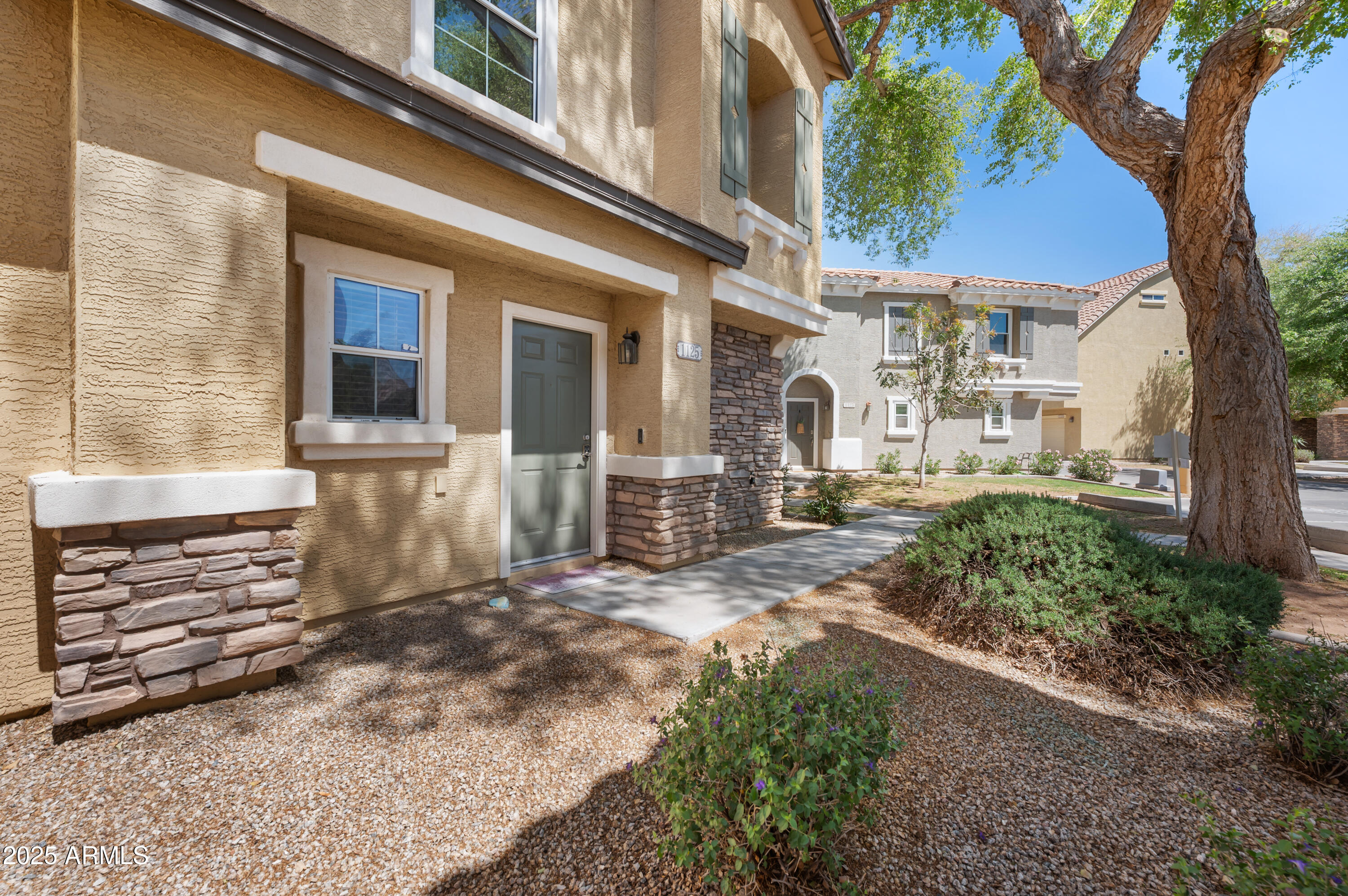 9233 E NEVILLE Avenue 1125