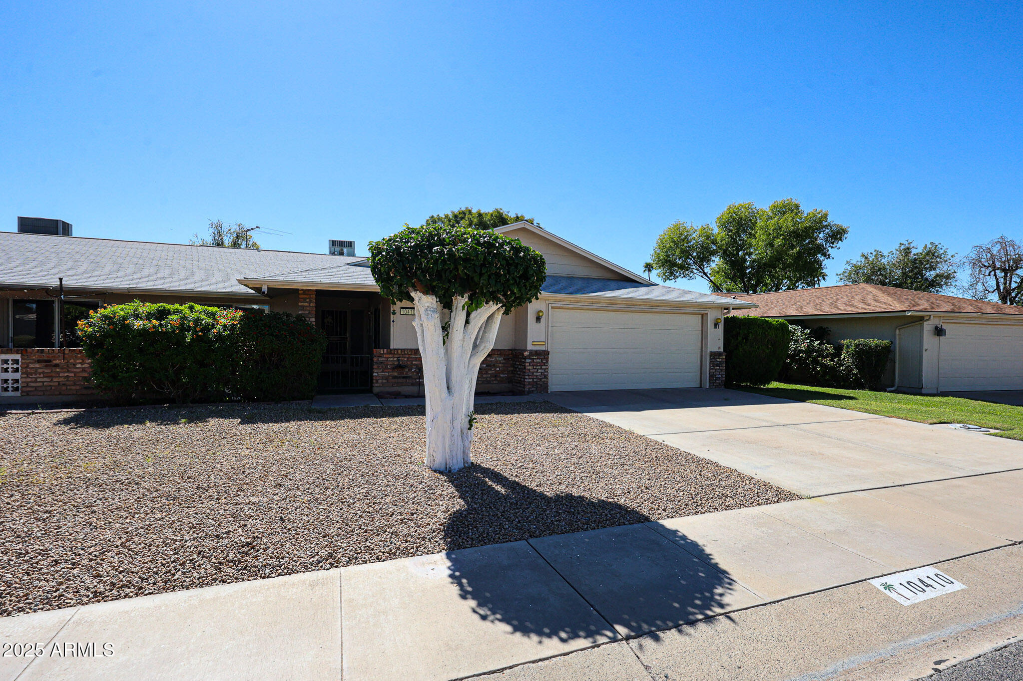 10410 W SARATOGA Circle