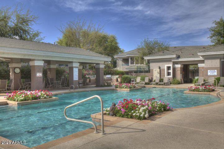 15221 N CLUBGATE Drive 2115
