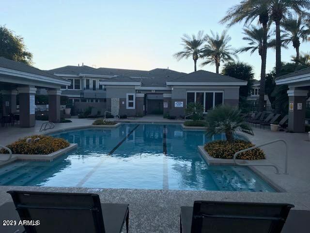 15221 N CLUBGATE Drive 2115