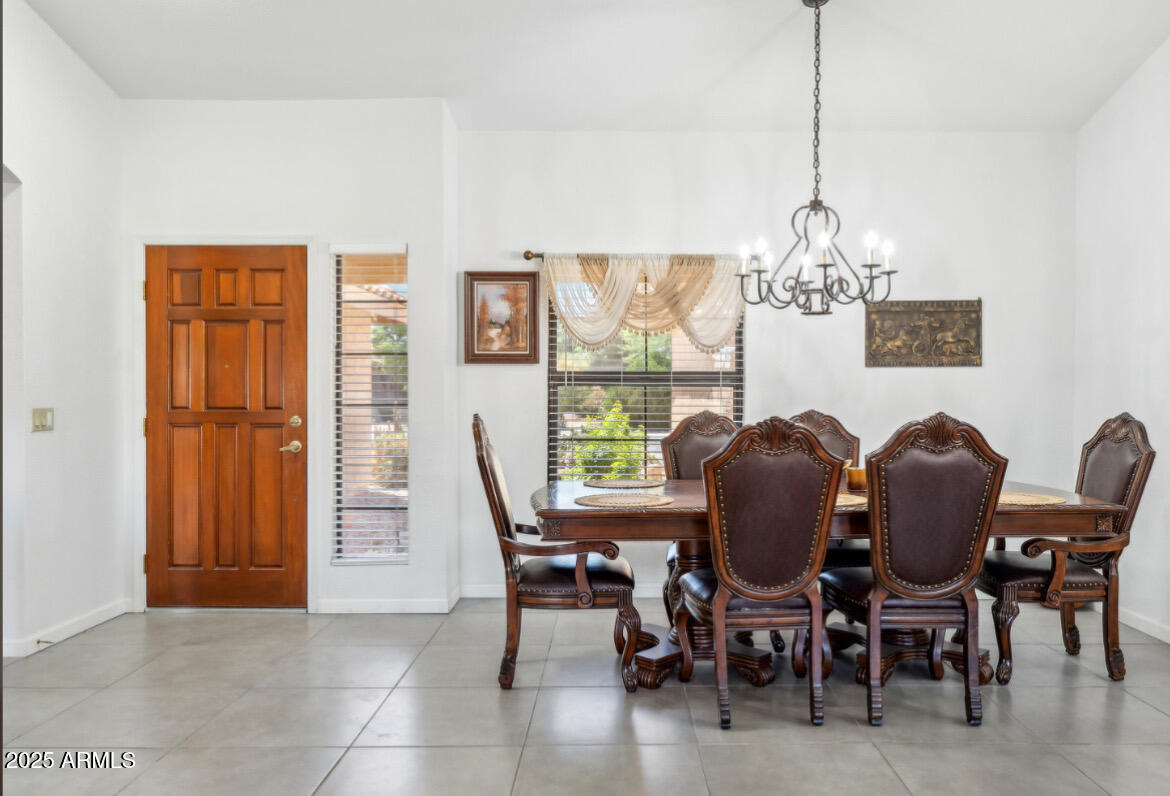 Homes 4 9814 W MENADOTA Drive