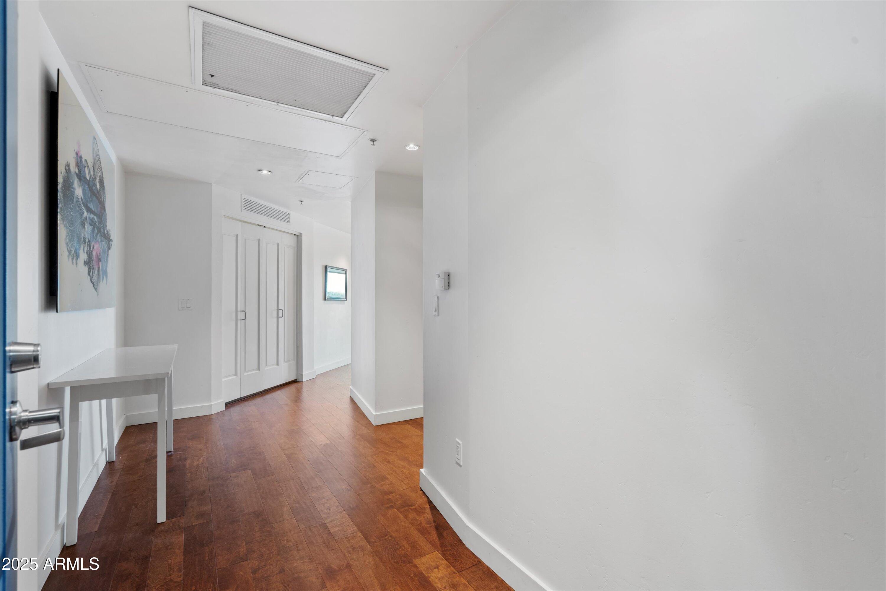 310 S 4TH Street 601