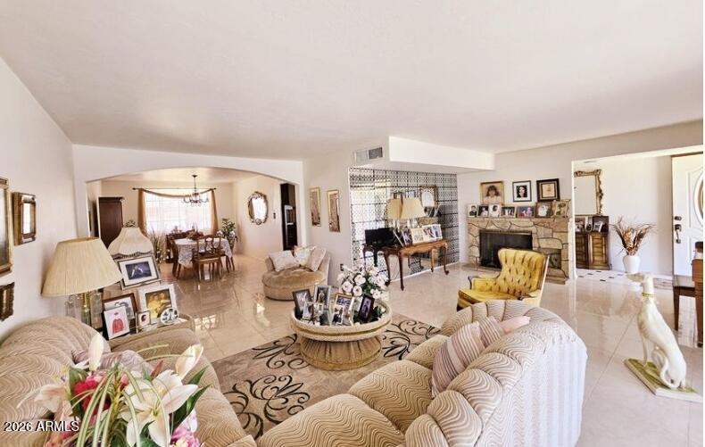 DOUGLAS TERRACE - Residential