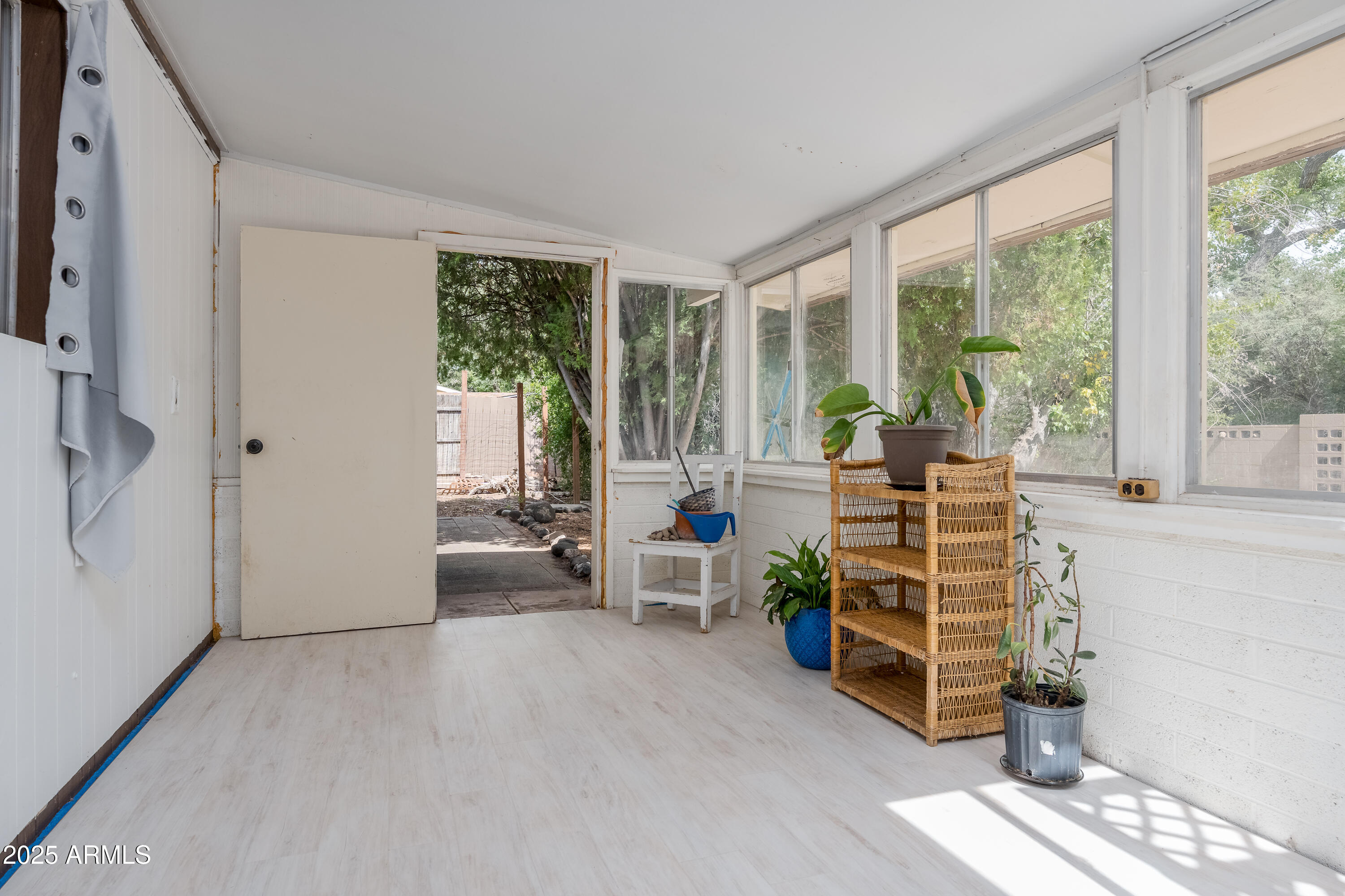 Rimrock, Arizona 86335, United States, 3 Bedrooms Bedrooms, ,2 BathroomsBathrooms,Residential,Active,206163