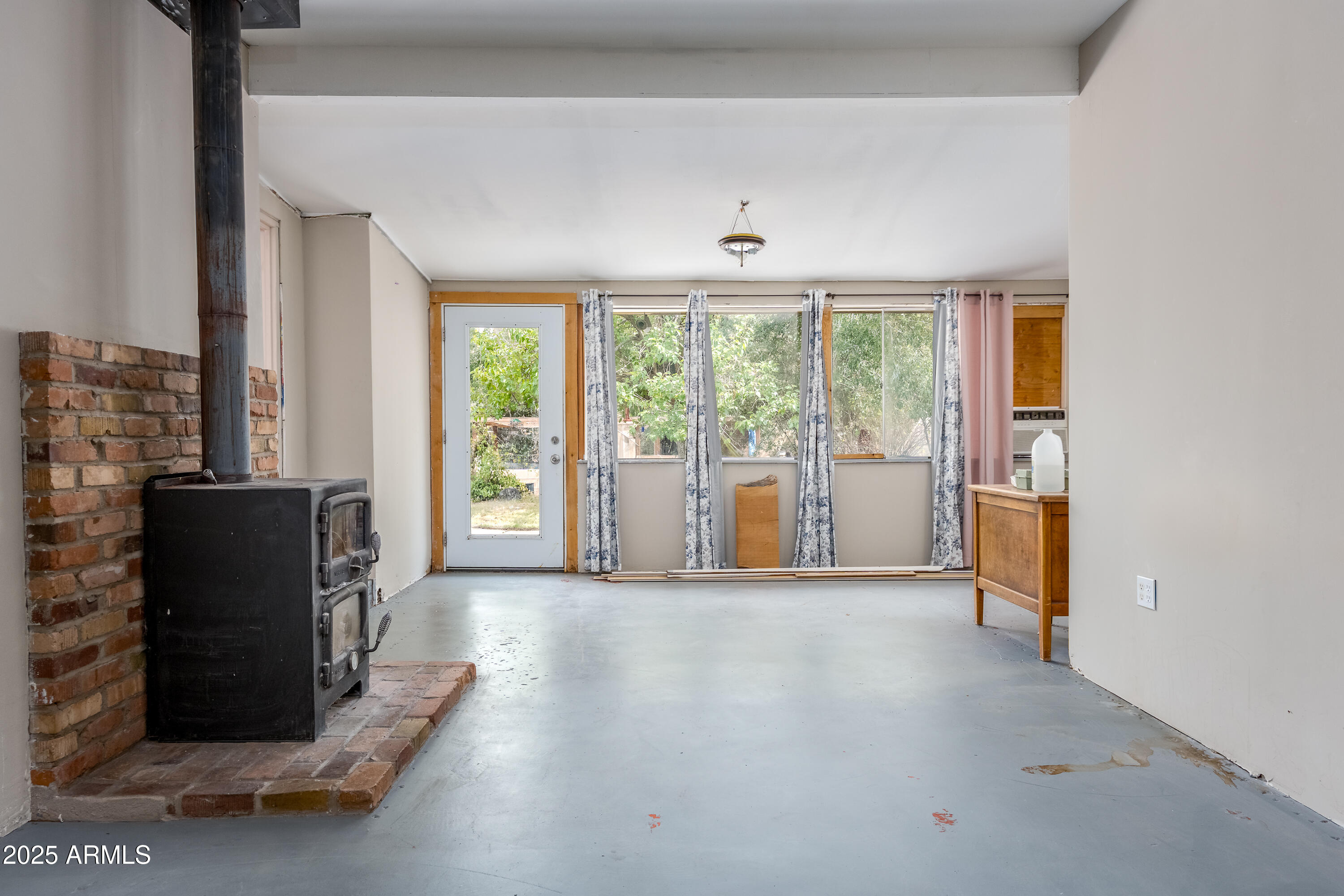 Rimrock, Arizona 86335, United States, 3 Bedrooms Bedrooms, ,2 BathroomsBathrooms,Residential,Active,206163